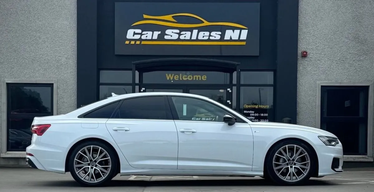 Audi A6 2.0 TDI 40 Black Edition Saloon 4dr Diese - Image 3