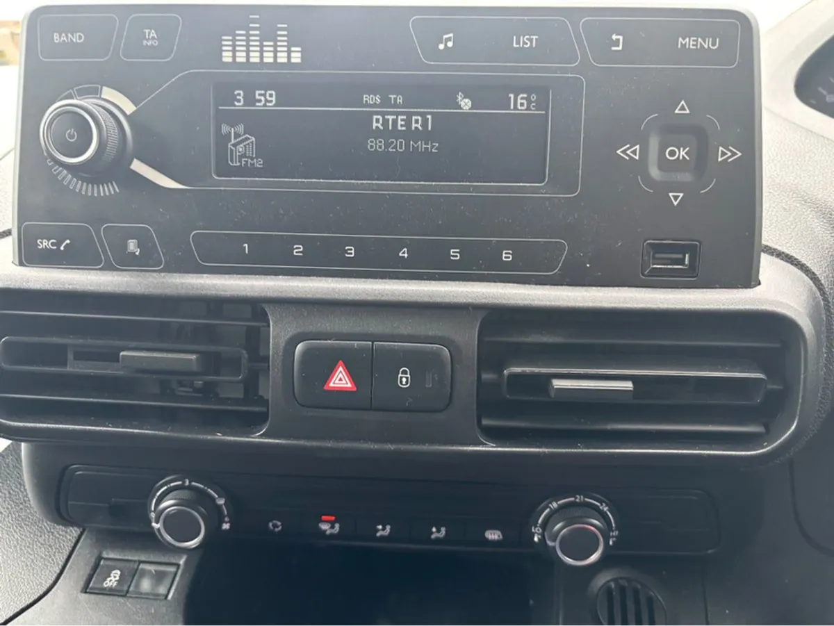 Peugeot Partner 1.5 Blue HDI 12 Months Warranty A - Image 4