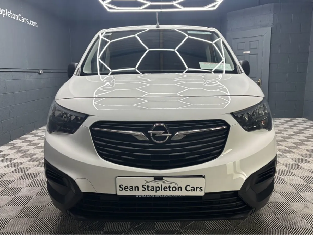 Opel Combo L1h1-1.5 100PS6SPEED-1.5 100PS/BERLING - Image 4
