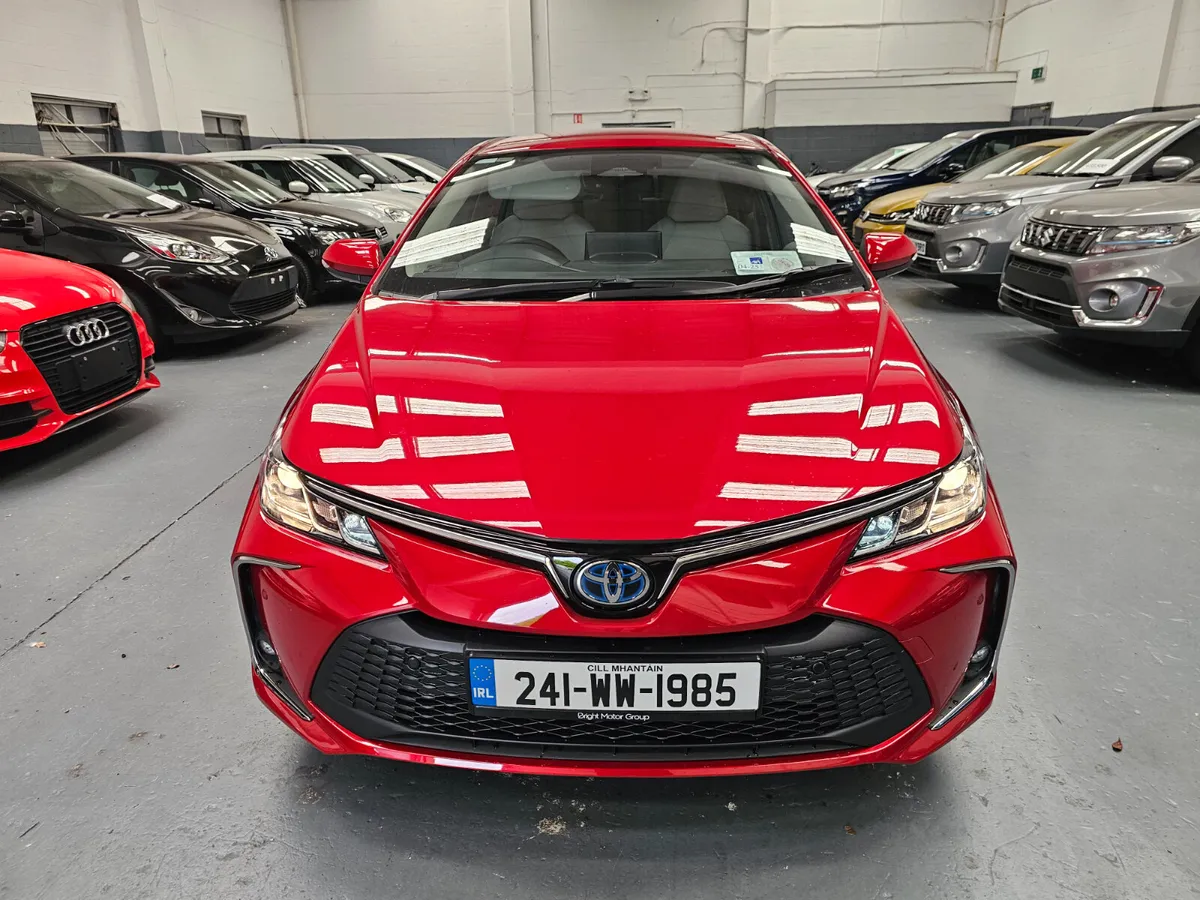 Toyota Corolla Sol Hybrid 2024 Leather - Image 2