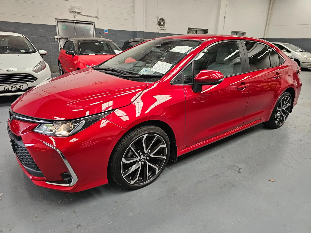Toyota Corolla Sol Hybrid 2024 Leather - Image 3