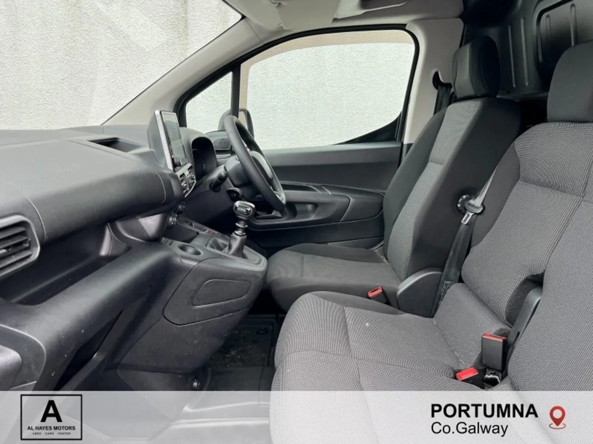 Citroen Berlingo Feel Pack Bluehdi 100 6MT  NO Va - Image 3