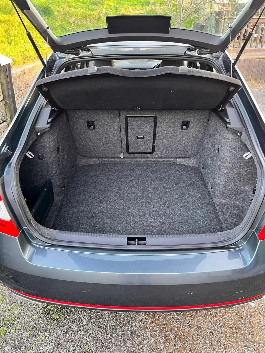Skoda Octavia VRS Diesel Manual 2016 184BHP - Image 3