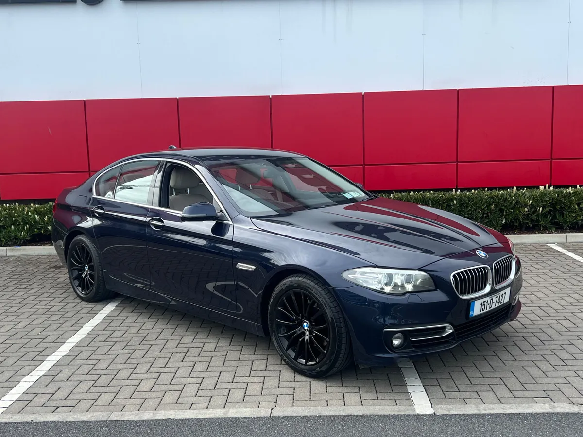 BMW 5-Series 520D Luxury 2015 - Image 1