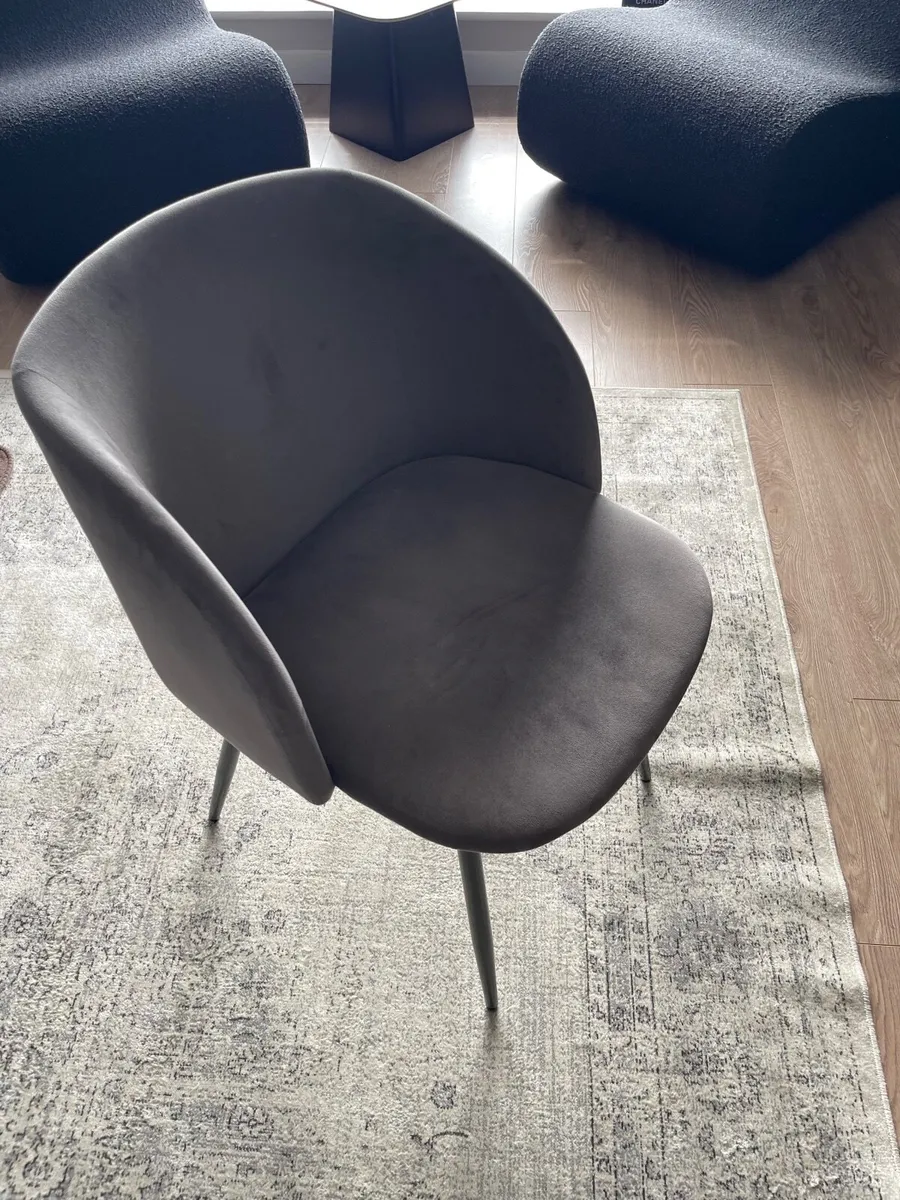 Dining chairs - Image 2