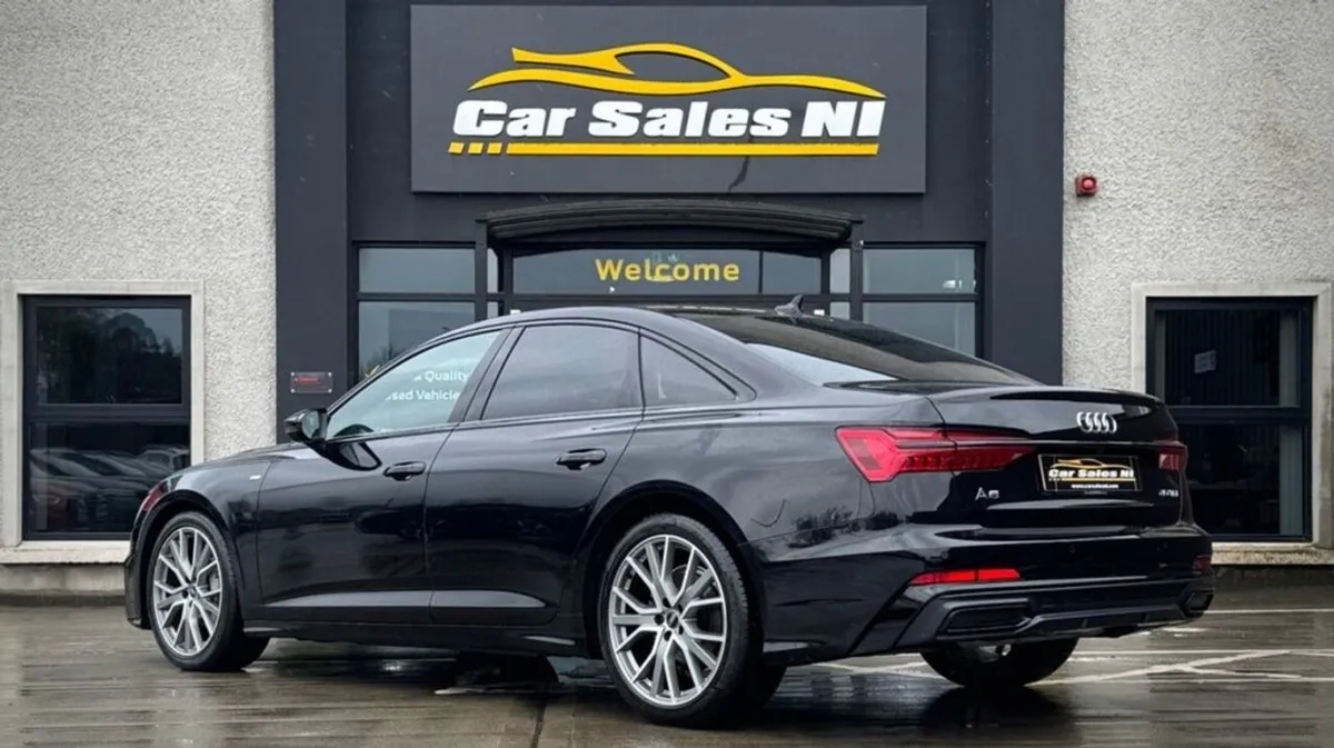 Audi A6 2.0 TDI 40 Black Edition Saloon 4dr Diese - Image 4