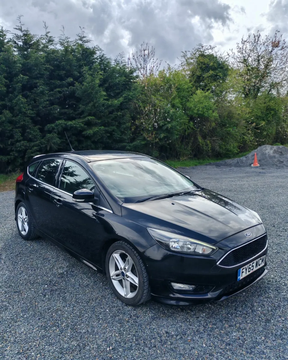 Ford Focus 2015 - Image 2