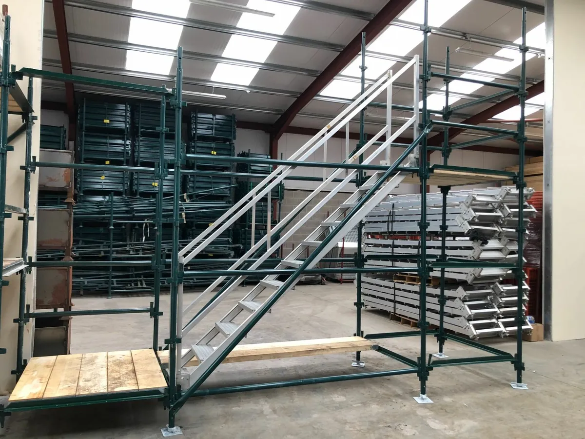 Aluminium Staircases - Image 1