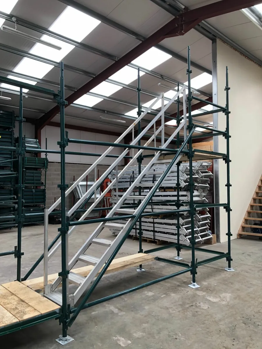 Aluminium Staircases - Image 2