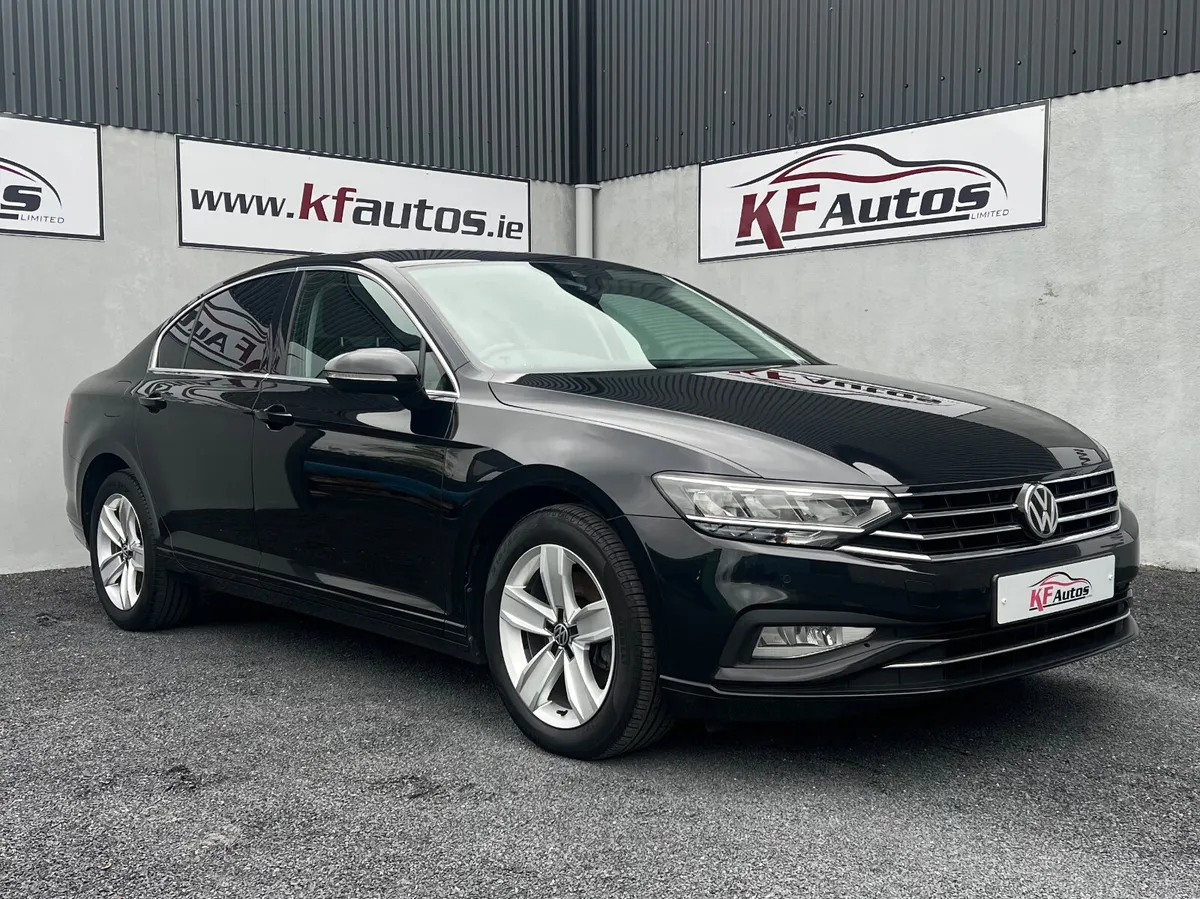 Volkswagen Passat SE Nav (Business) 2.0TDI 150bhp - Image 3