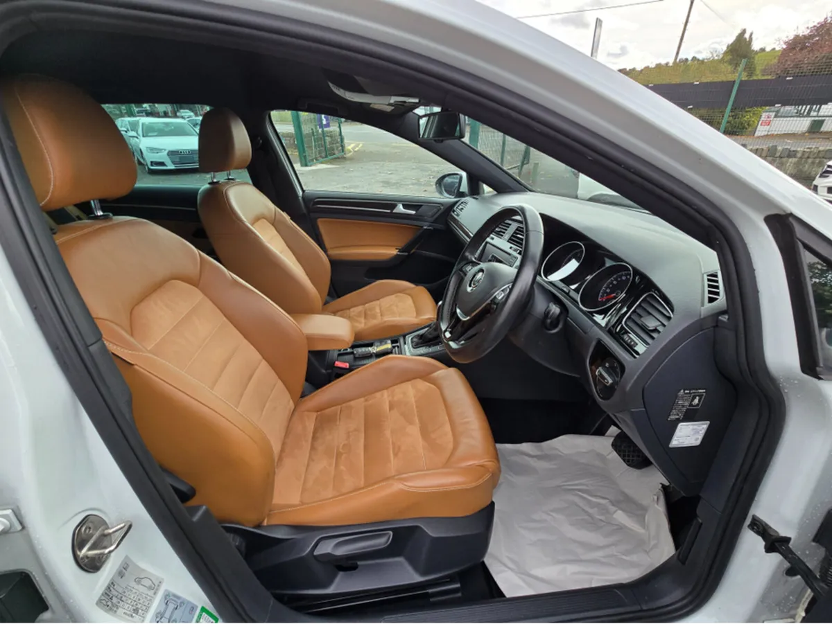 Volkswagen Golf ( 152 ) HIGHLINE TAN LEATHER SEATS - Image 2