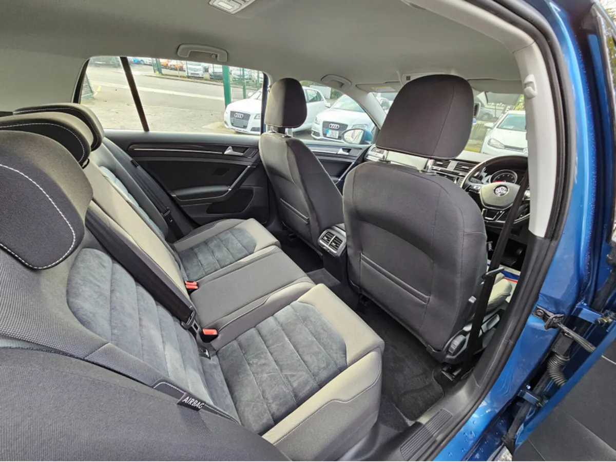 Volkswagen Golf Hi-LINE EDITION 1.4 TFSI BLUEMOTIO - Image 3