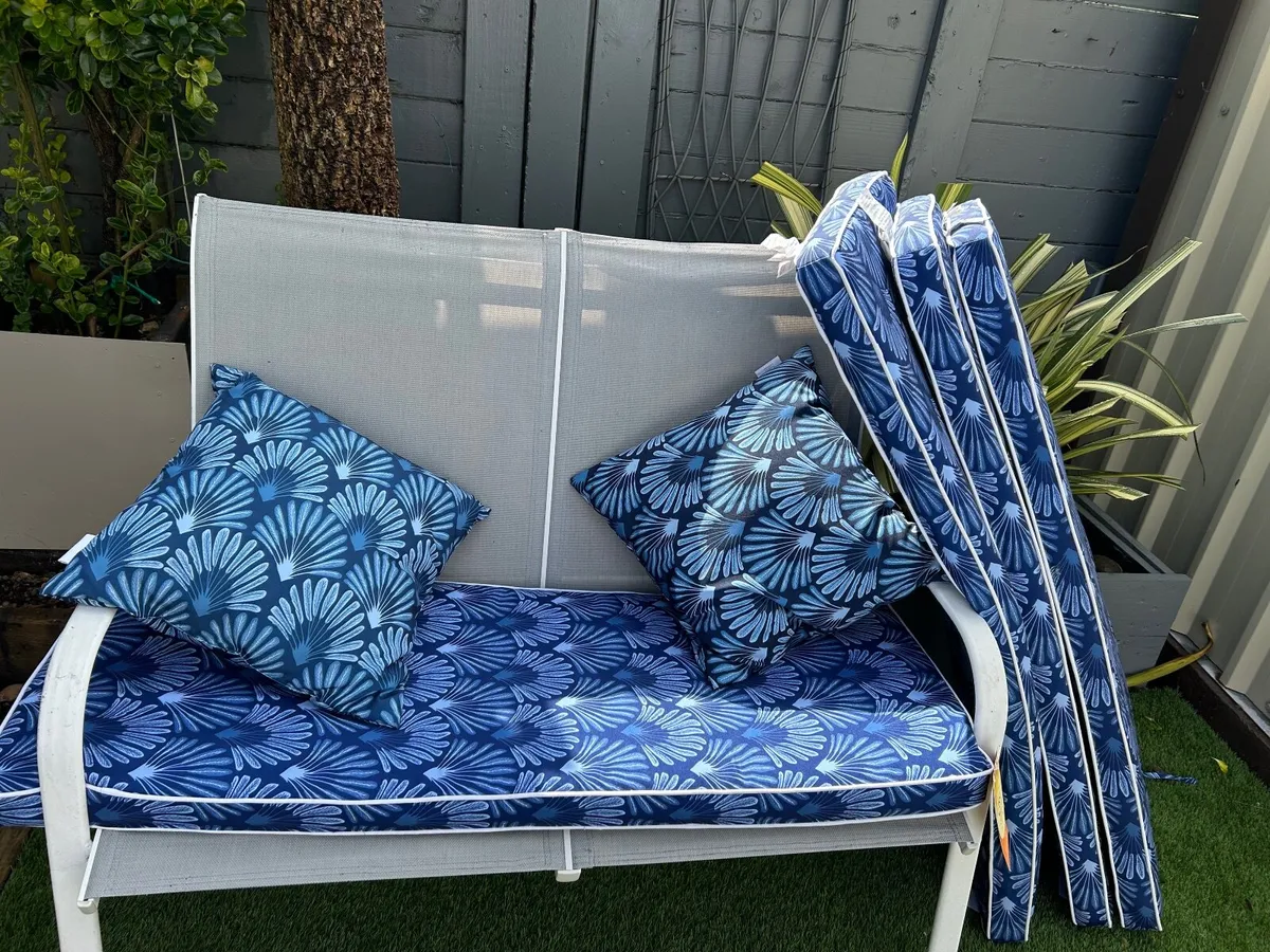 Garden cushions x4 - Image 3