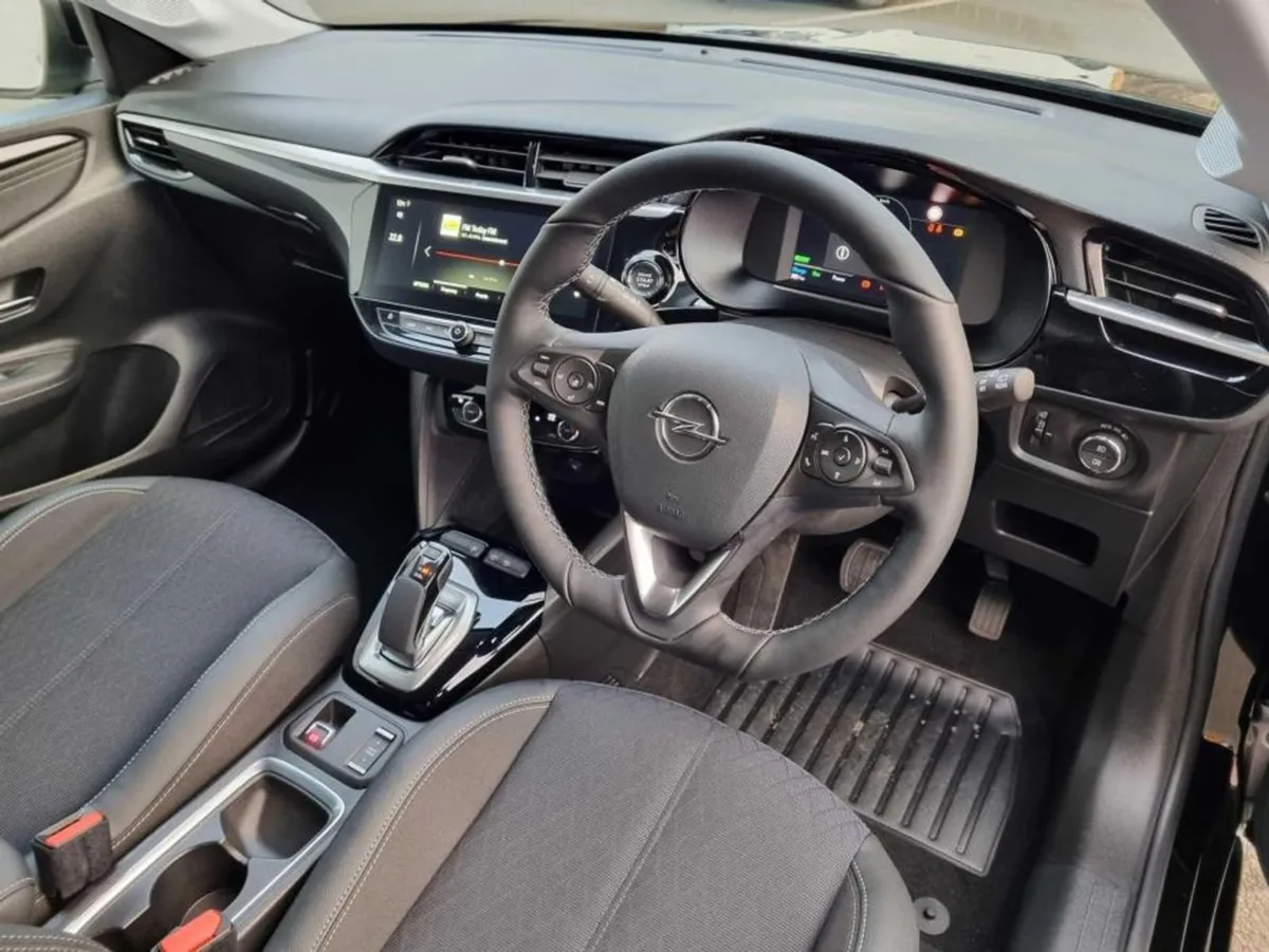 Opel Corsa E Elite 50kw - Image 3