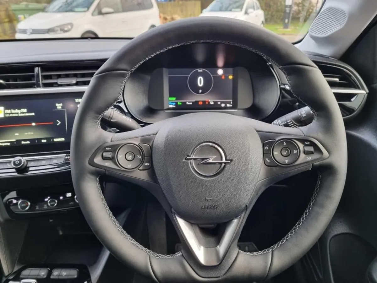 Opel Corsa E Elite 50kw - Image 4