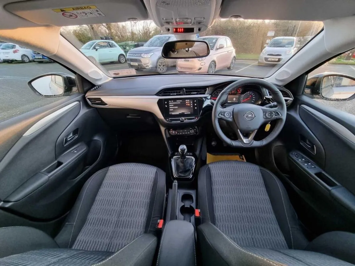 Opel Corsa Elegance 1.2 75ps - Image 2