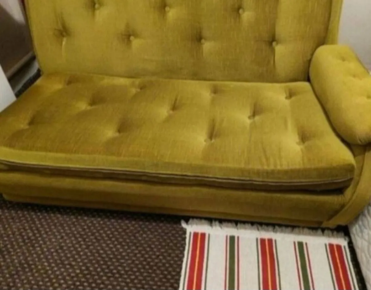 FREE SOFA - Image 3