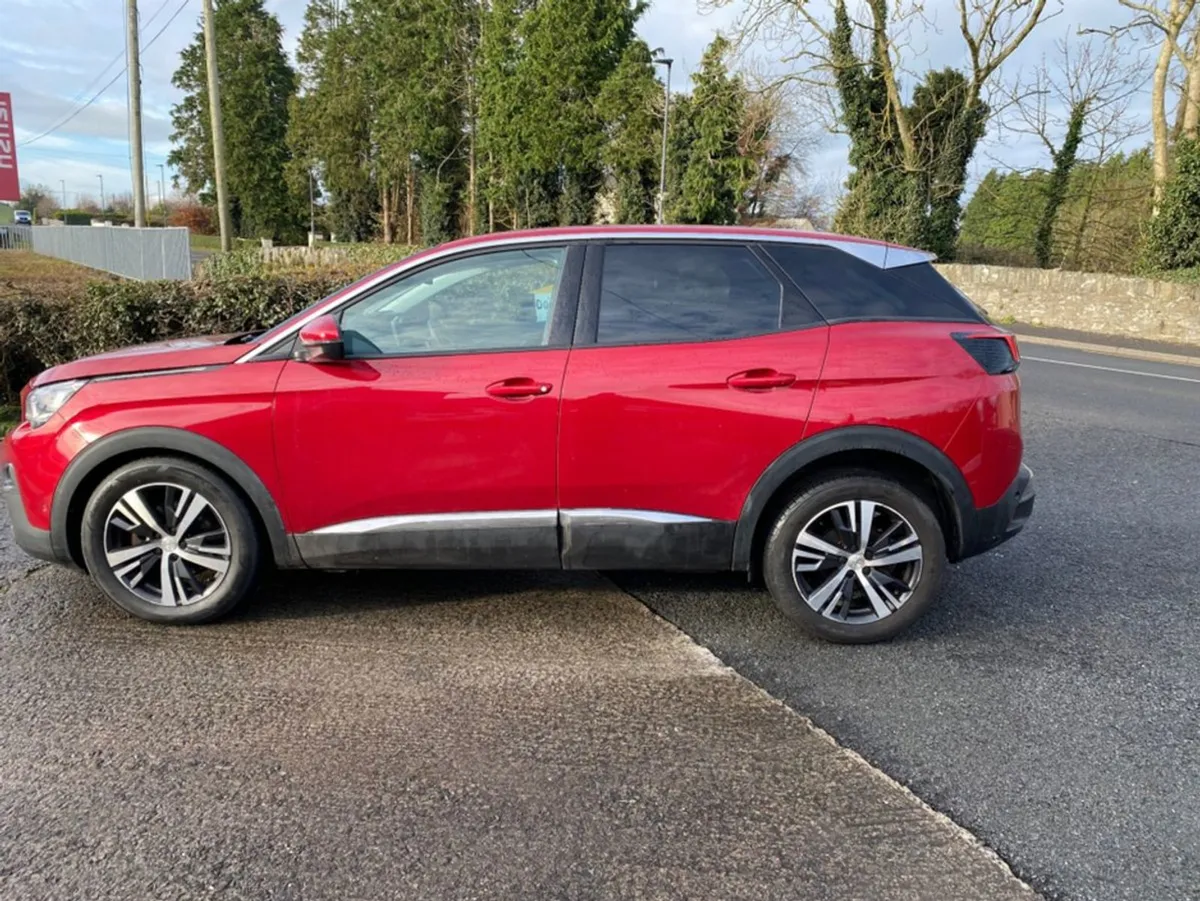 Peugeot 3008 1.2 Puretech 130BHP Allure 5DR Auto - Image 3