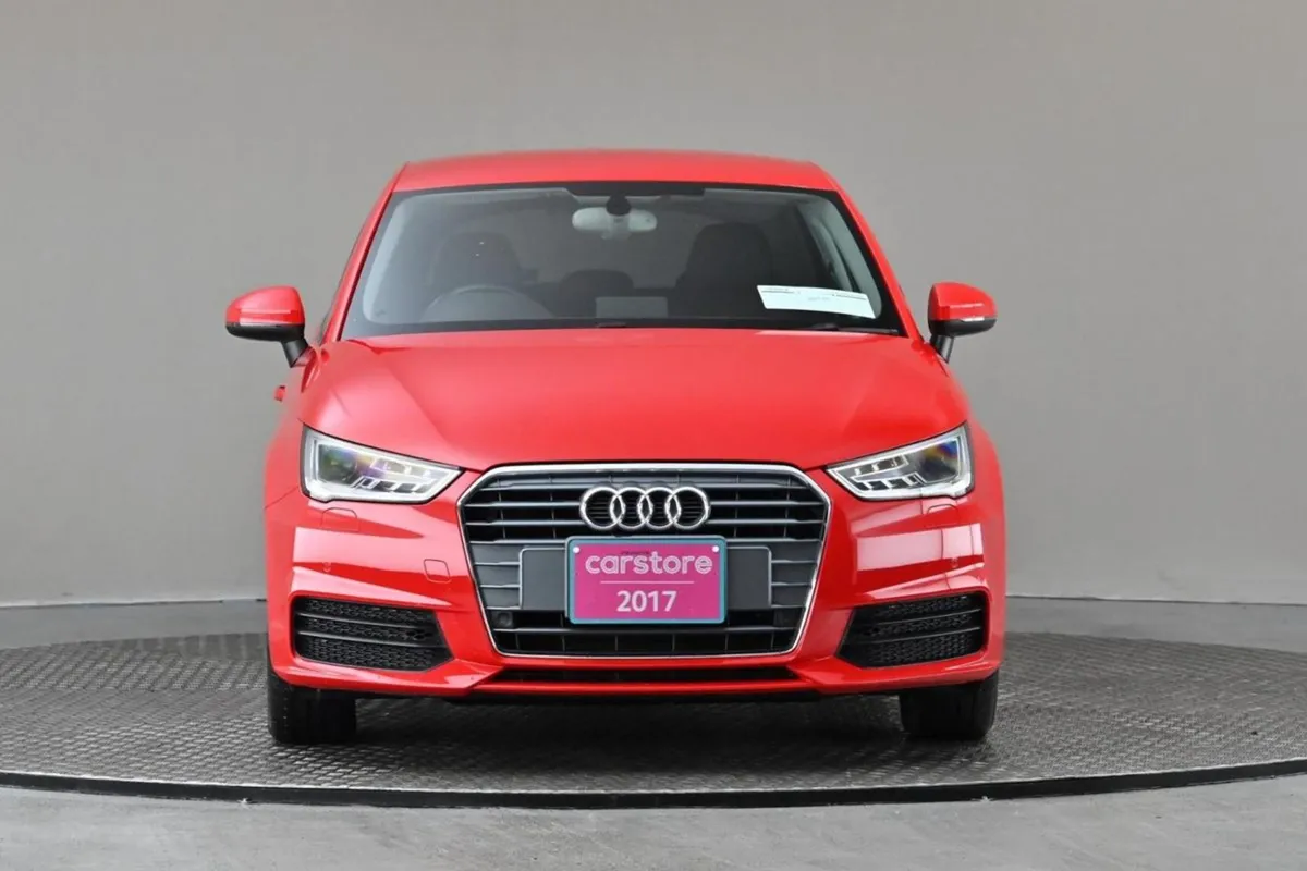 Audi A1 1.0tfsi 95hp S-tronic 5DR  low Mileage pa - Image 2