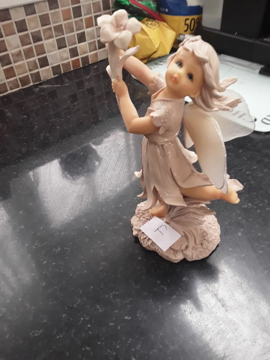 Selection of lovely fairy ornaments in boxes - Image 3