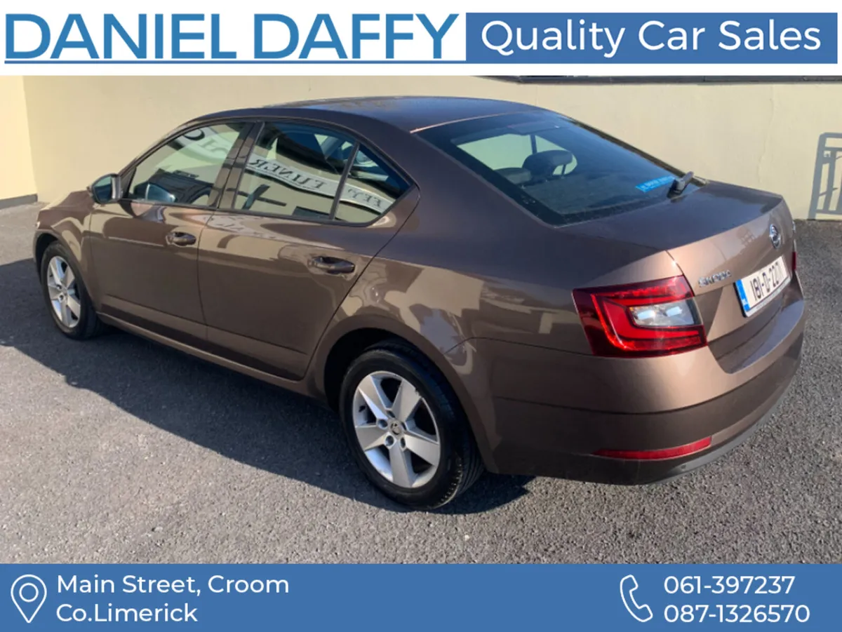 Skoda Octavia AMBITION 1.6 TDI 115HP DSG 4 4DR AUT - Image 2