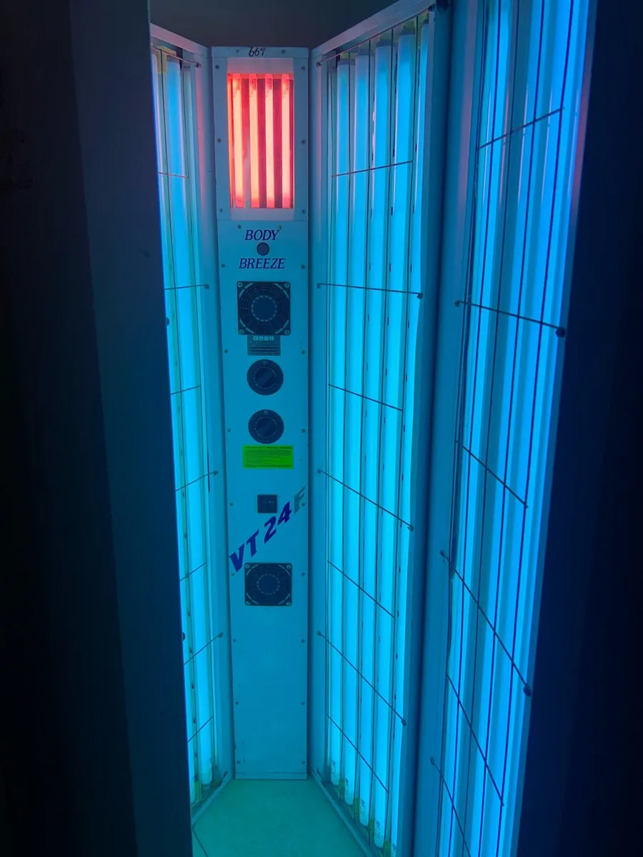 Stand up sunbed - Image 4