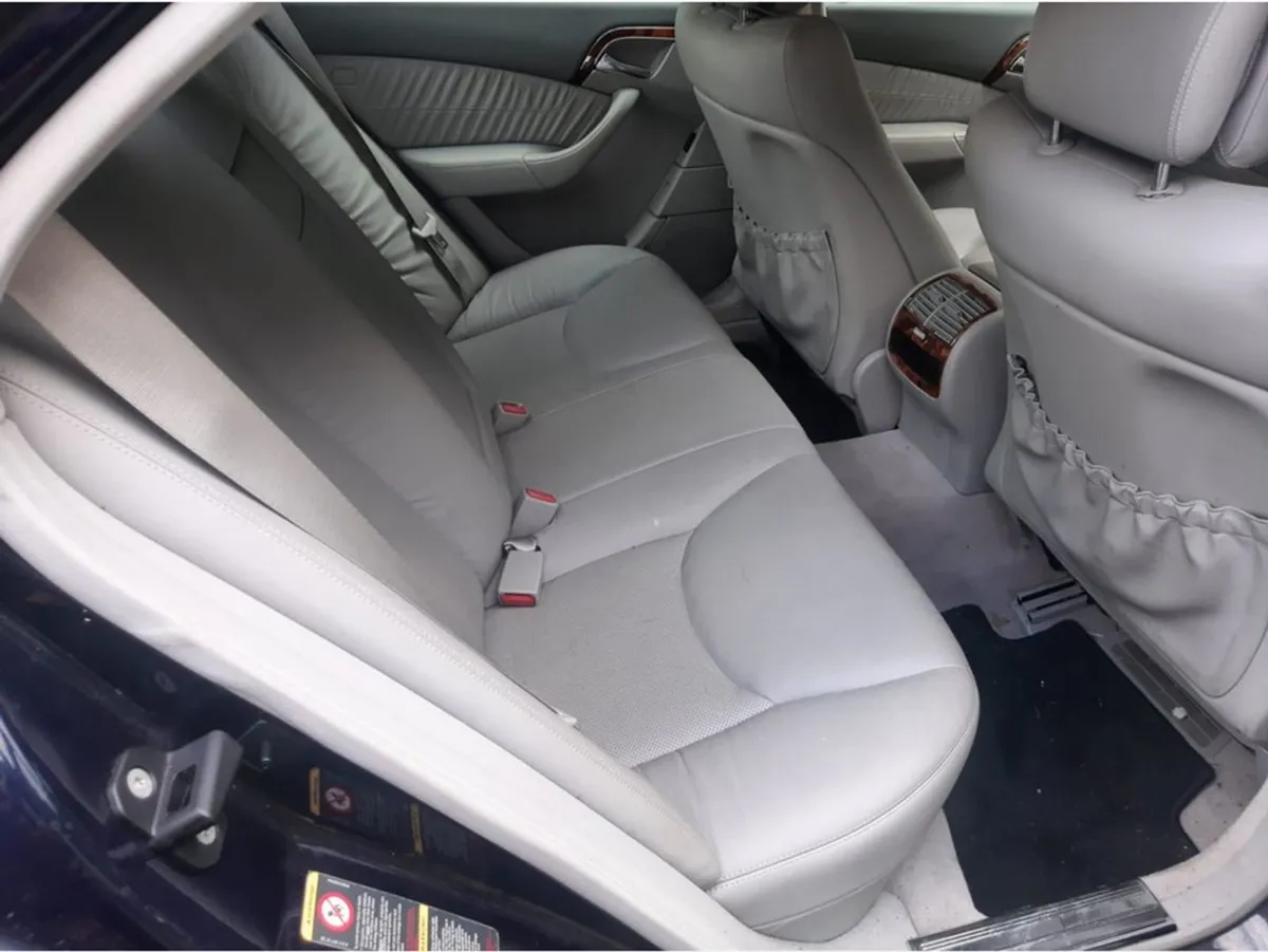 Mercedes-Benz S-Class S350 350 - Image 3