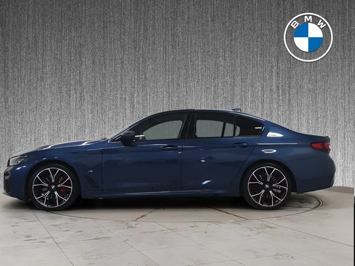 BMW 5 Series 520d M Sport Auto PRO / Comfort Pack - Image 4