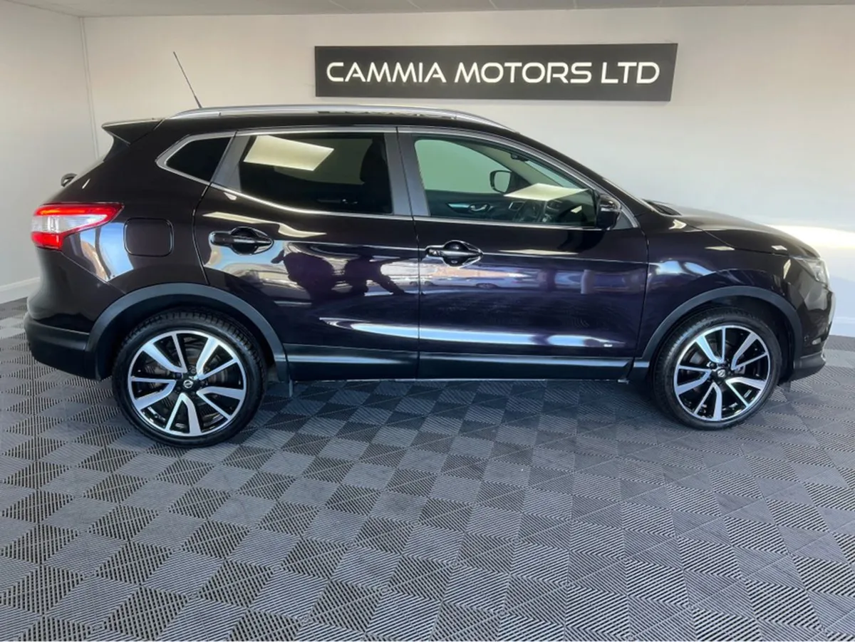 Nissan QASHQAI 1.5 DCI Tekna 110PS 5DR - Image 4