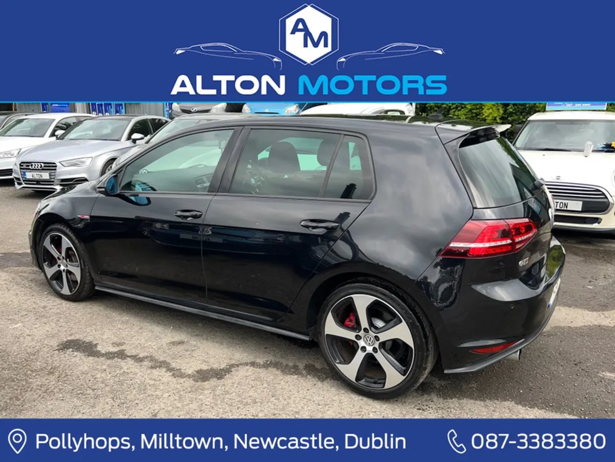 Volkswagen Golf GTI Automatic 2.0tsi - Image 3