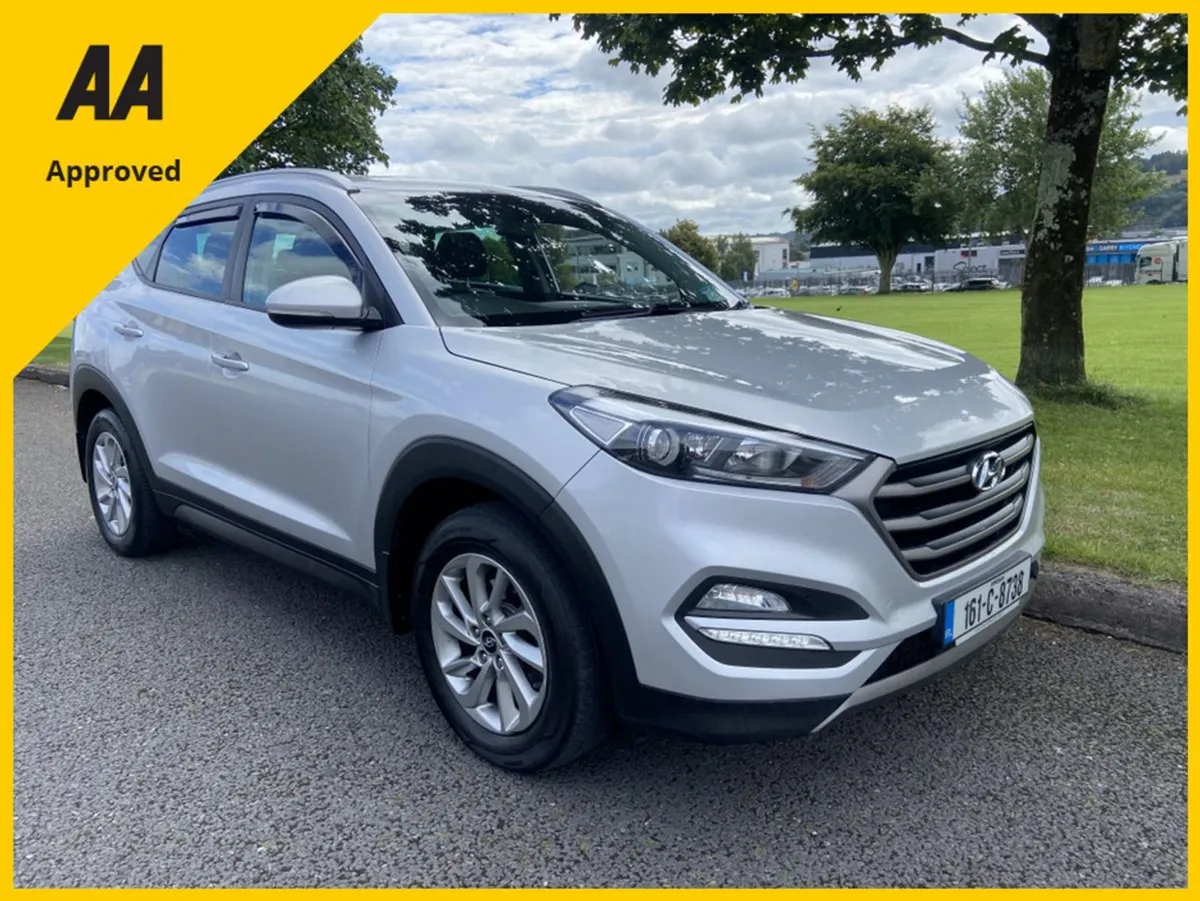 Hyundai Tucson Executive 5DR Free Delivery - Image 1