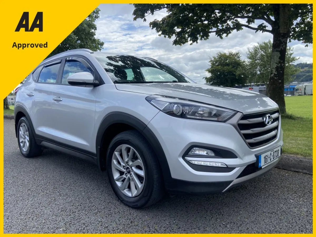 Hyundai Tucson Executive 5DR Free Delivery - Image 2