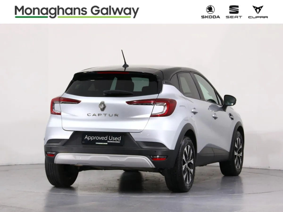 Renault Captur LIMITED EDITION NAEB TCE 90 5DR - Image 4