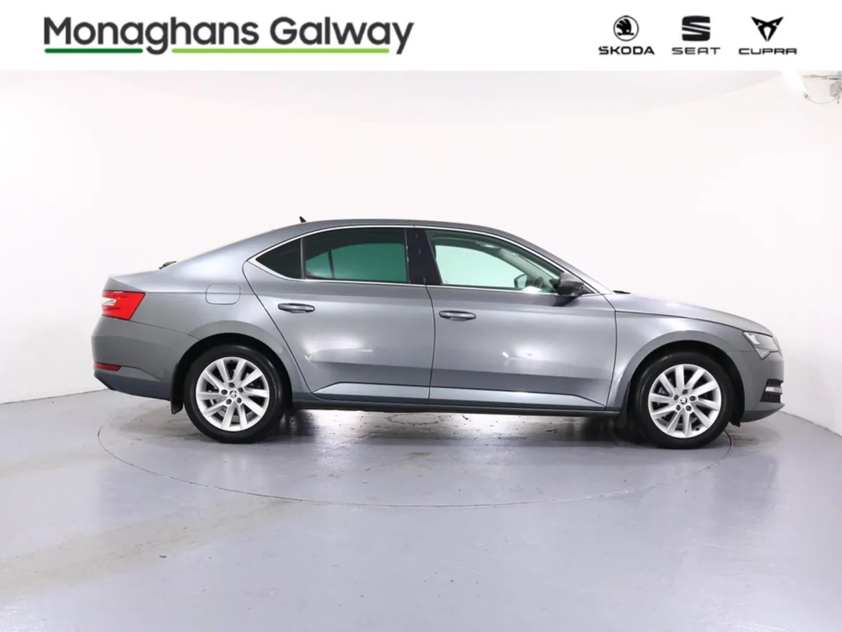 Skoda Superb AMBITION 2.0 TDI 150HP AUTO - Image 3