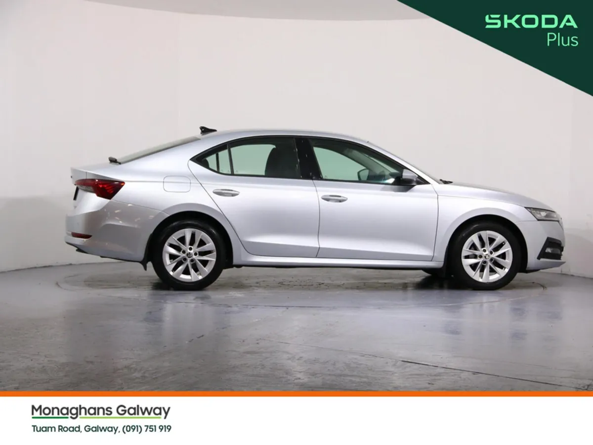 Skoda Octavia AMBITION 1.0 TSI 110 110HP 5DR - Image 3