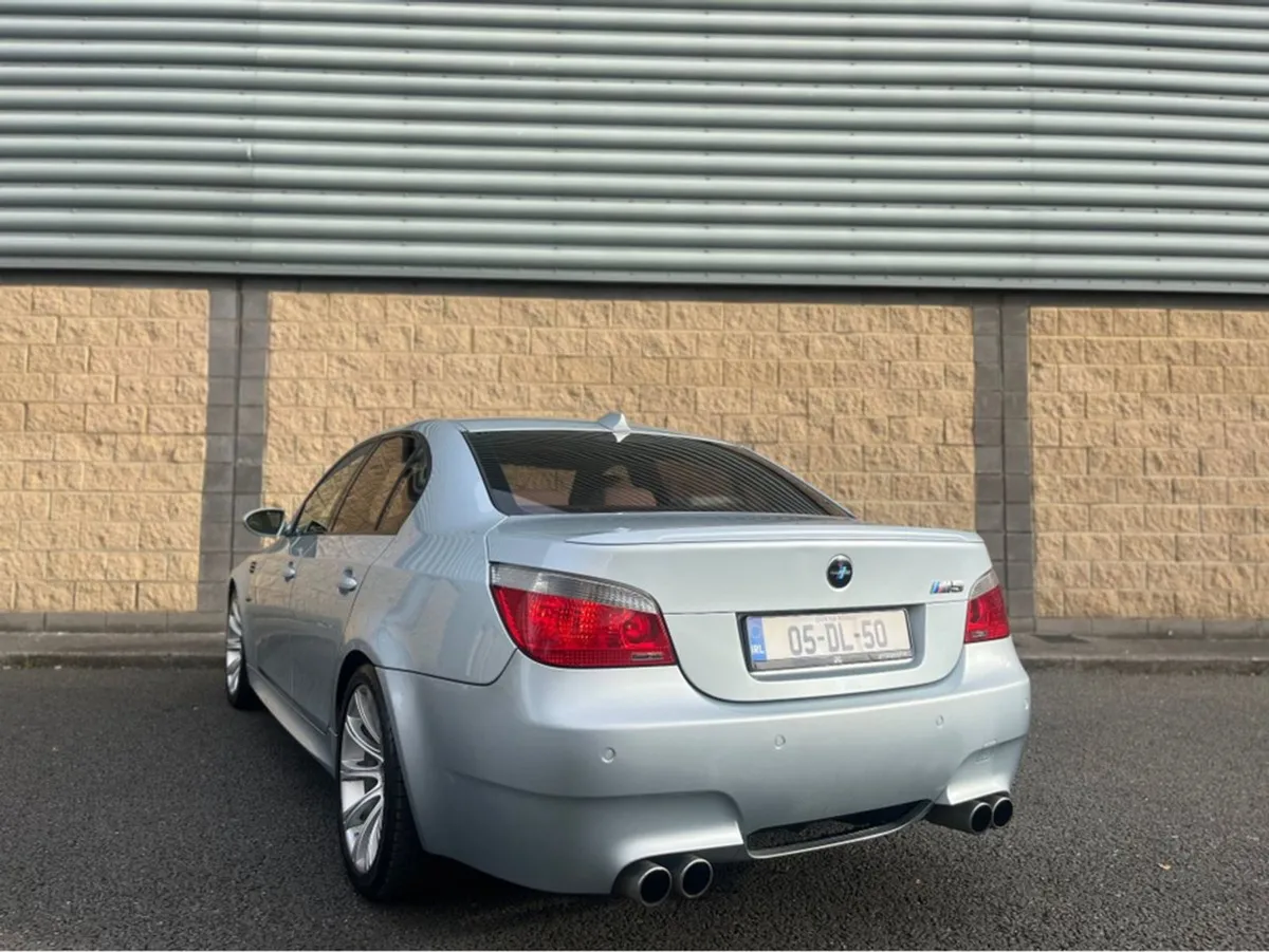 BMW M5 E60 5.0l V10 Auto 4DR 507BHP - Image 3