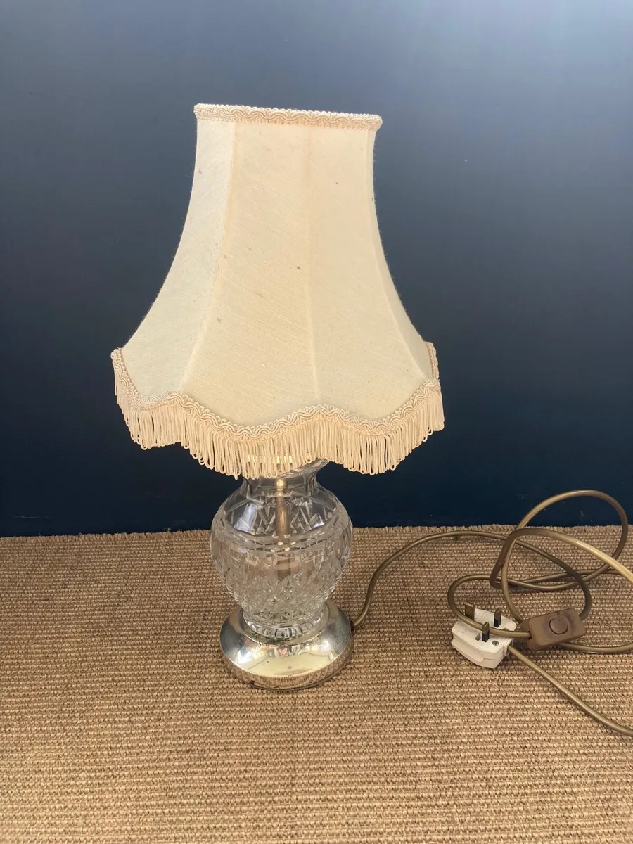 Tipperary crystal lamp - Image 1