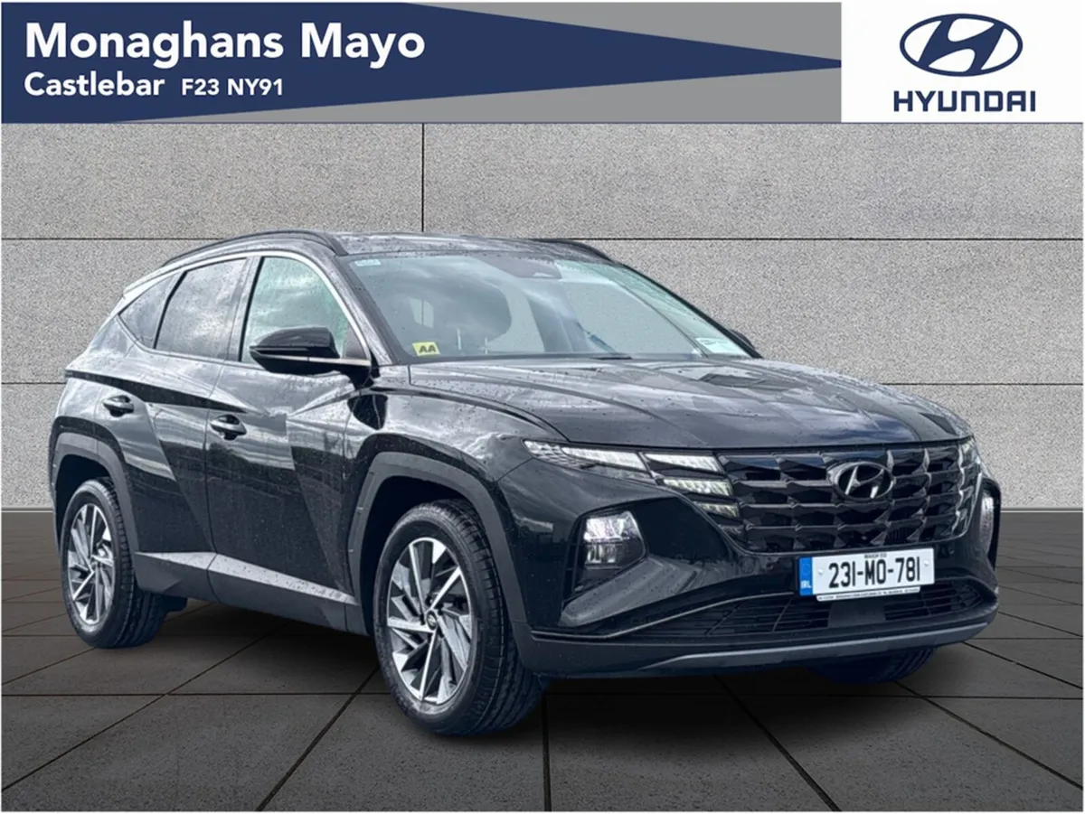 Hyundai Tucson EXECUTIVE PLUS 1.6 DIESEL 5DR - Image 1