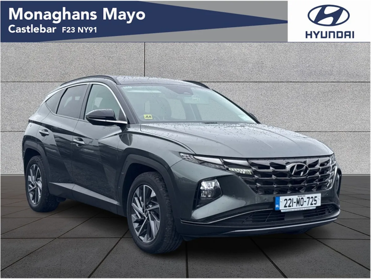 Hyundai Tucson EXECUTIVE PLUS 1.6 DIESEL 2TONE 5DR - Image 1