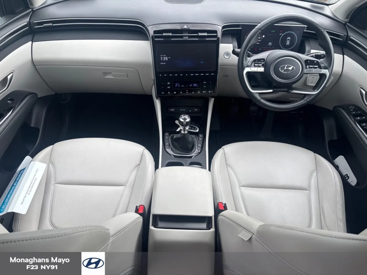 Hyundai Tucson EXECUTIVE PLUS 5DR - Image 2