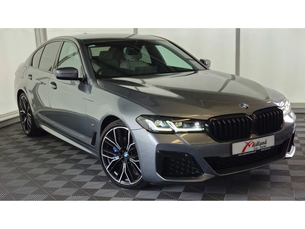 BMW 5 Series 520D M Sport Mhev  oyster Leather - Image 3