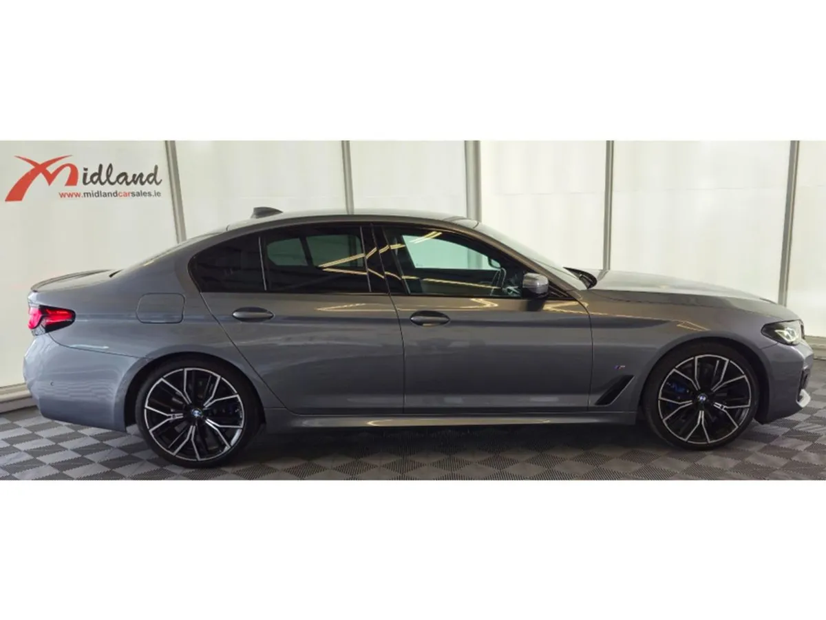 BMW 5 Series 520D M Sport Mhev  oyster Leather - Image 4