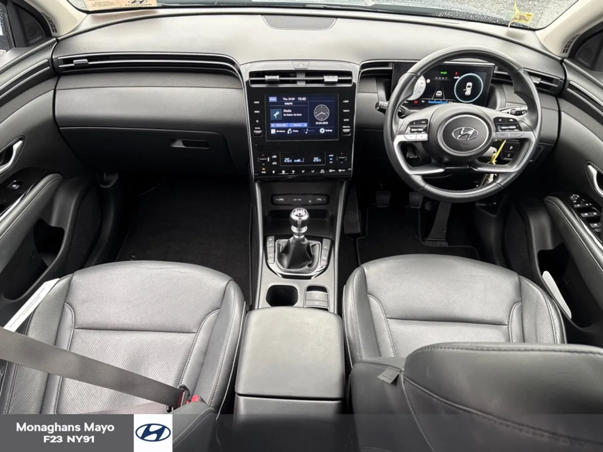 Hyundai Tucson EXECUTIVE 5DR - Image 2
