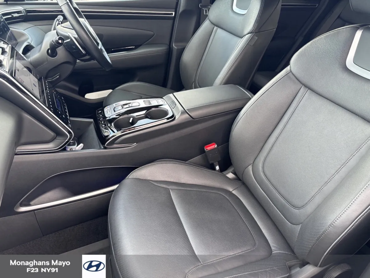 Hyundai Tucson PHEV 4WD EXECUTIVE PLUS 2 T TONE 5D - Image 4