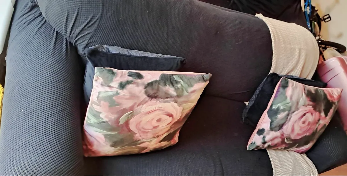 Sofa - Image 2