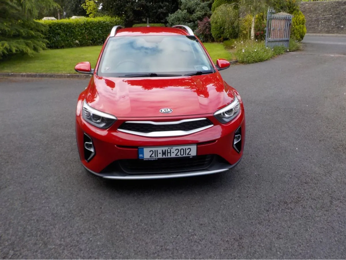 Kia Stonic 1.0 K2 Petrol MY2 021 . One Lady Owner - Image 2