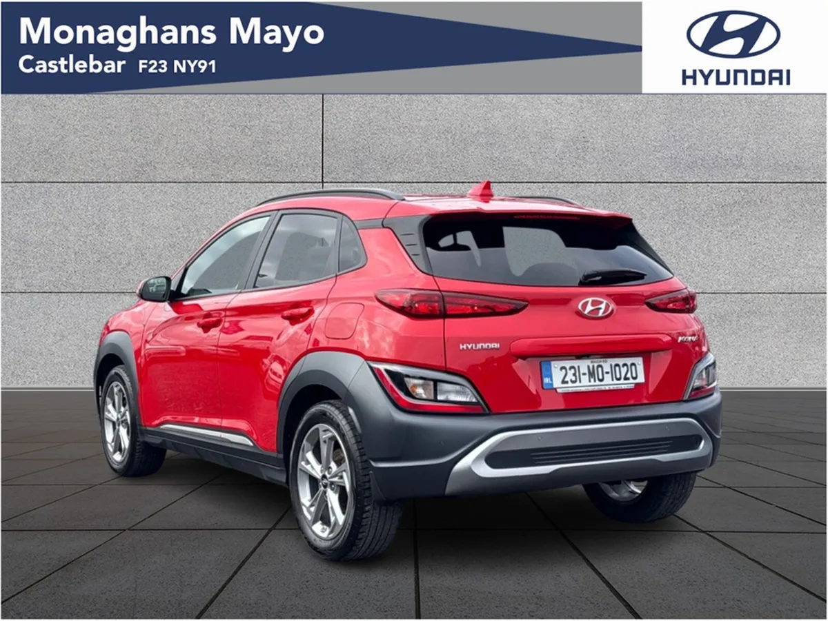 Hyundai KONA KAUAI EXECUTIVE 5DR - Image 3