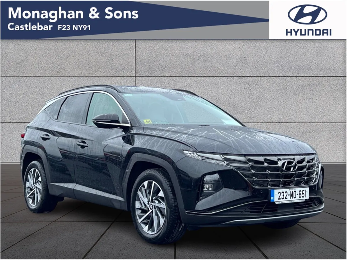 Hyundai Tucson EXECUTIVE PLUS 1.6 DIESEL 5DR - Image 1