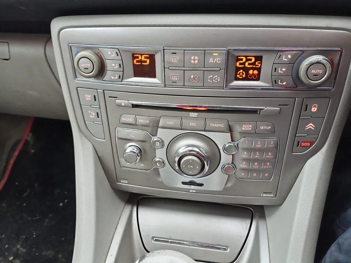 CITROEN C5 diesel automatic gearbox LOW MILEAGE - Image 2