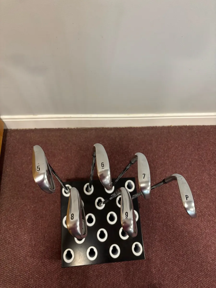 Callaway Apex Forged 19 Irons 5-PW - Image 2